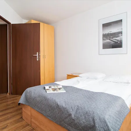 - Wilanow Aparthotel