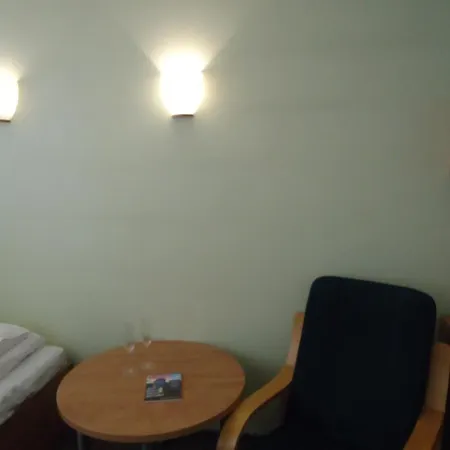 - Wilanów 3*