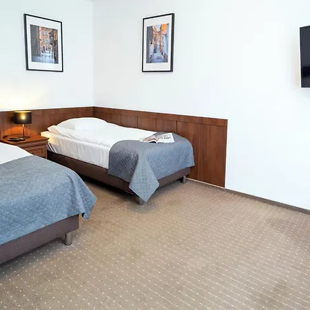 - Wilanow Aparthotel Warsaw