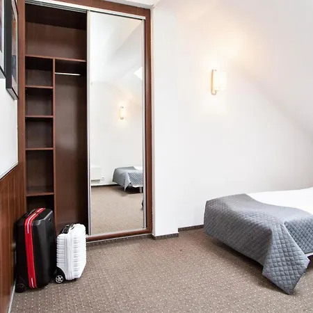 - Wilanow Aparthotel