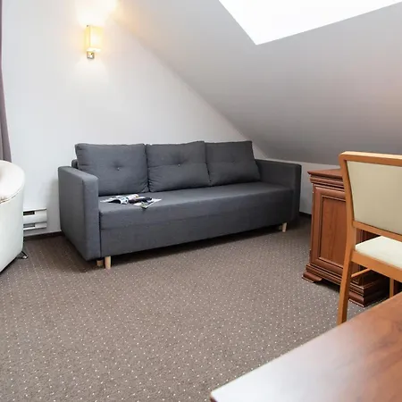 - Wilanow Aparthotel