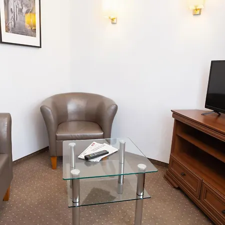 - Wilanow Aparthotel Warschau
