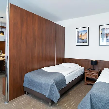 - Wilanow Aparthotel Warsaw