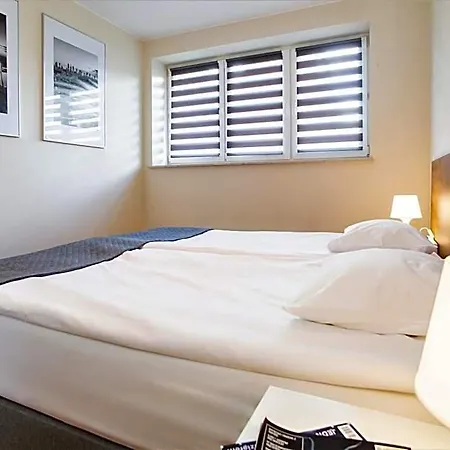 Hotel apartamentowy - Wilanów 3*