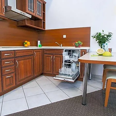 Hotel apartamentowy - Wilanów