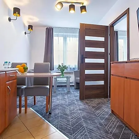 Hotel apartamentowy - Wilanów