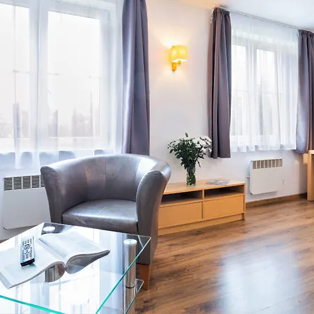 - Wilanów Hotel apartamentowy 3*